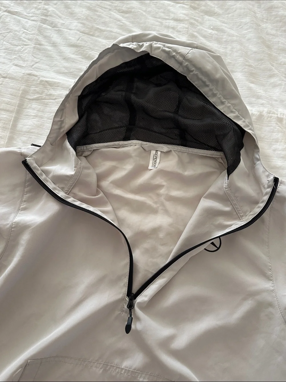 Mercedes-Benz Men's Light Gray Zip-Up Hoodie